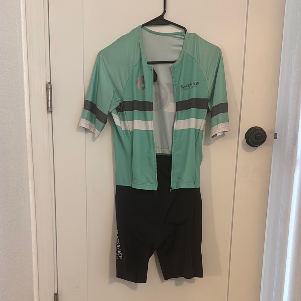 Black Sheep triathlon kit